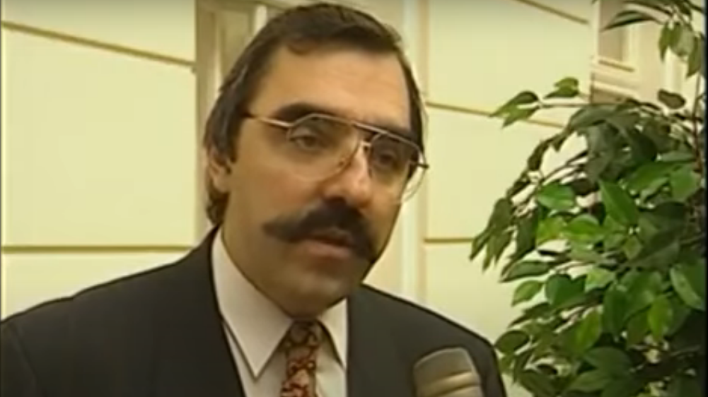 Bántották a csomagja miatt Bokros Lajost, ebbe halt bele az édesanyja a pénzügyminiszter szerint