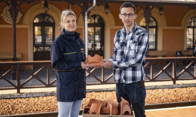 Különleges bölcsőket szereltek fel négy Budapesthez közeli vasútállomáson
