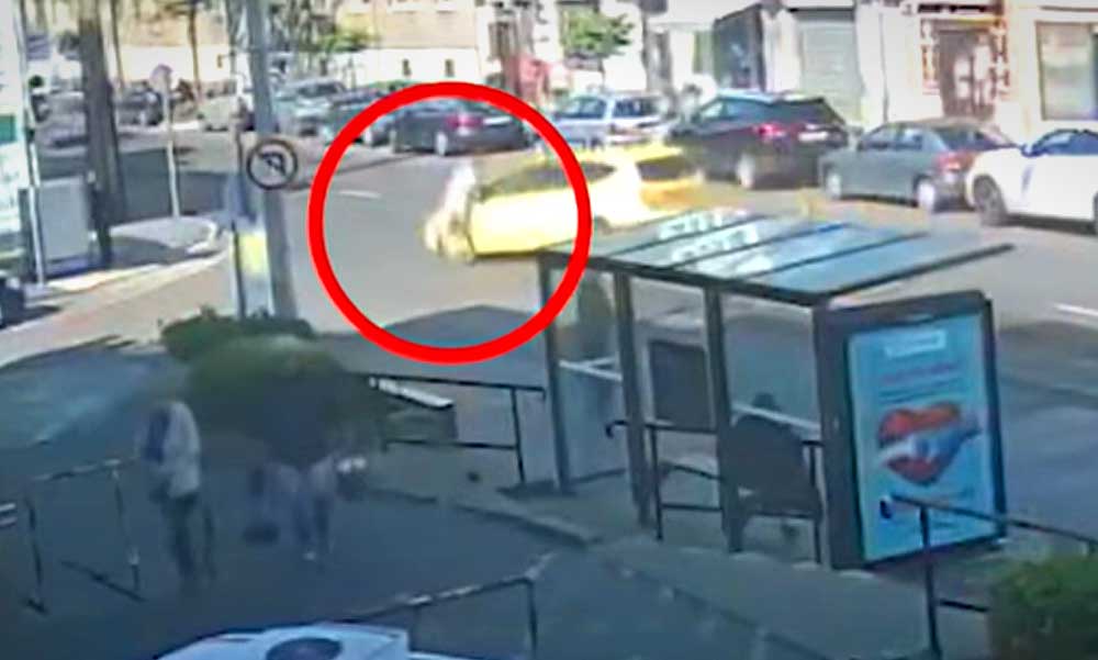 Szándékosan elgázolt a budapesti taxis egy férfit, a döbbenetes önbíráskodásról videófelvétel készült