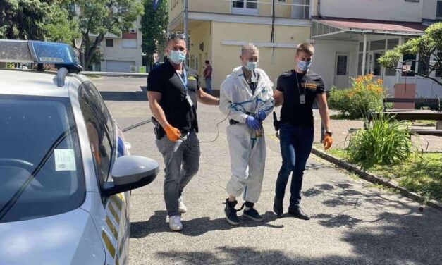 „Nem akarok belenyugodni abba, hogy lányaim halála értelmetlen volt” – megszólalt az Aszódon meggyilkolt testvérpár édesanyja