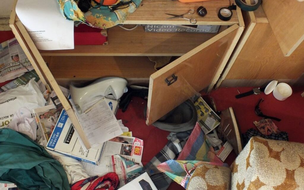 Ütötték-verték áldozatukat az aszódi rablók, még az idős férfi mellkasára is ráültek: a nyugdíjas holttestét csak napokkal később találták meg