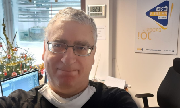 Azok védik a helyi tévéket, akik nem is nézik – interjú Kövesdi Péterrel az Érd Tv átalakulásának apropóján
