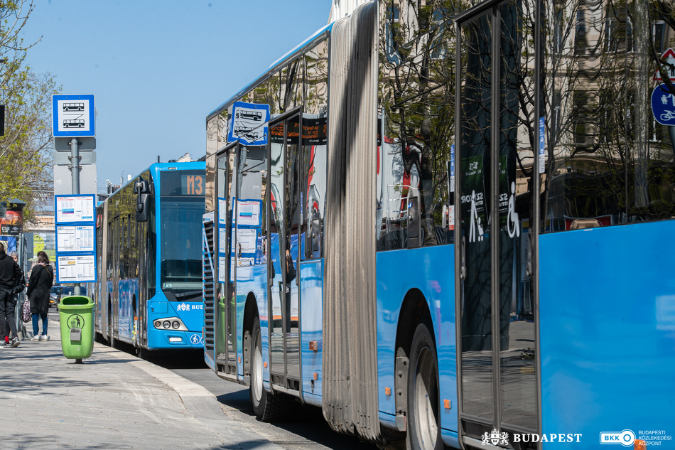 Karácsony Gergely a 2023-ban forgalomba álló új fővárosi buszokról: „Az elvonások ellenére sem állunk le, és fejlesztjük a budapesti közösségi közlekedést”