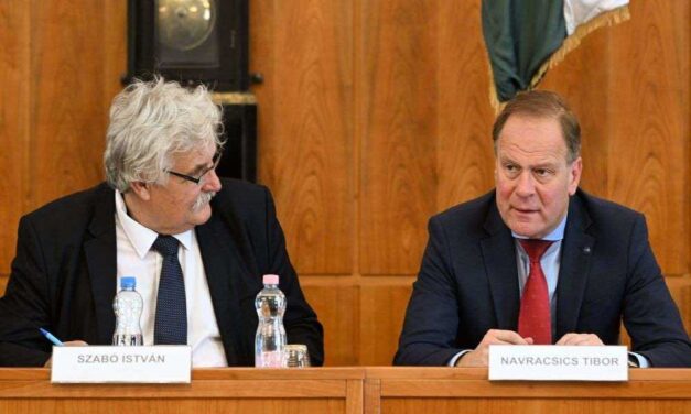 „Jó jel, hogy a kormány felismerte a felelősséget” – Hétfőn egyeztet Karácsony Gergely és Navracsics Tibor Budapest és környékének fejlesztéséről