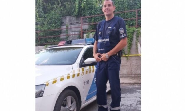 Két kislányával ment kirándulni a 44 éves nő, de eltévedtek az erdőben – Így segített nekik megtalálni a kivezető utat egy rendőr