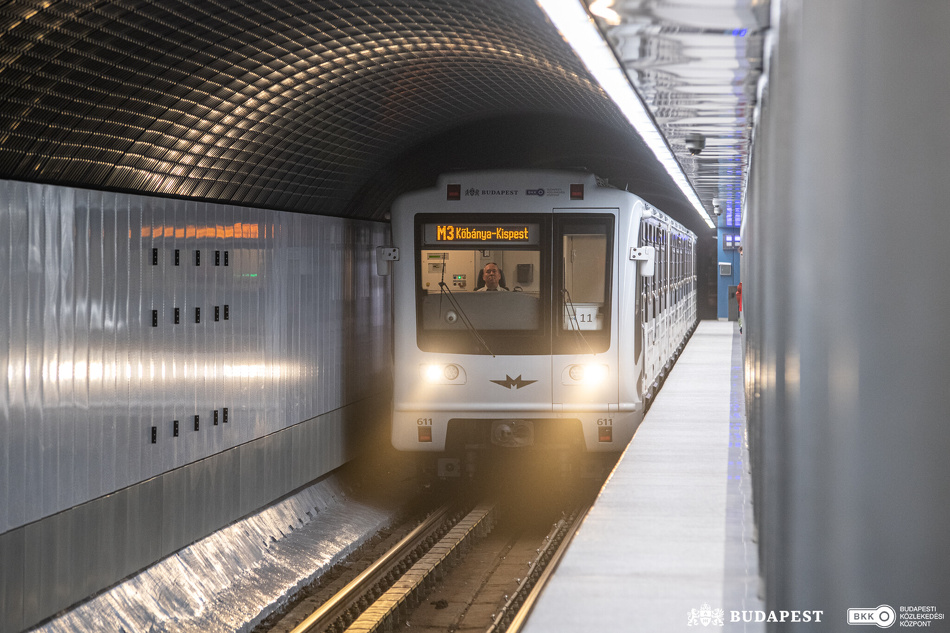 Újra jár majd a déli szakaszon, de eléggé megkavarták a 3-as metró közlekedését – Részletek!