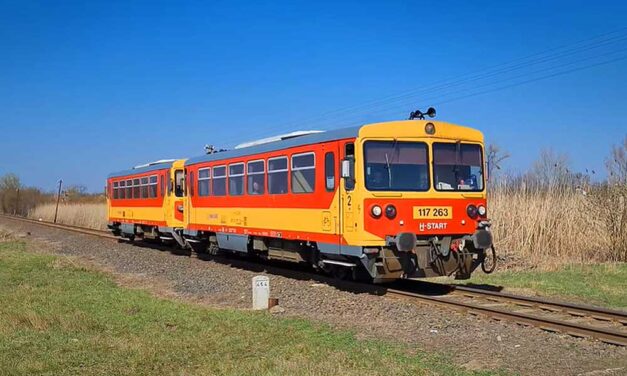 Felcsapott a forró gőz, több utas is megsérült a vonaton, égési sérülésekkel szállították őket kórházba