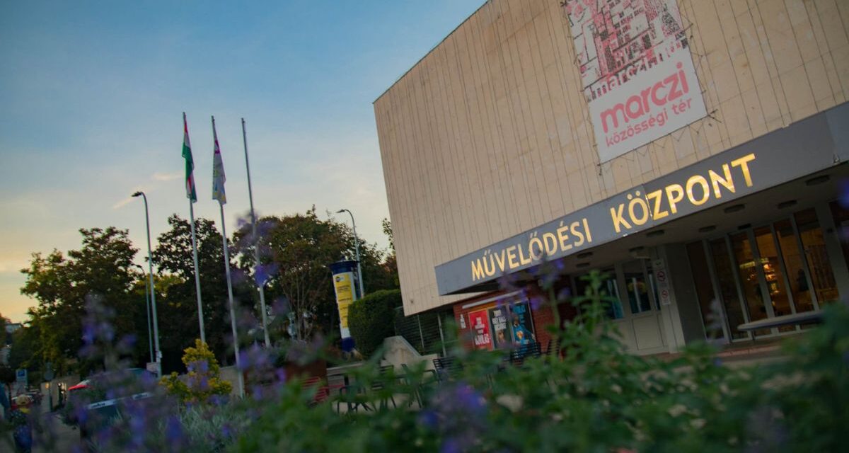 Így próbálnak segíteni a rászorulóknak: melegedővé alakítja a Marczibányi téri központot a 2. kerület