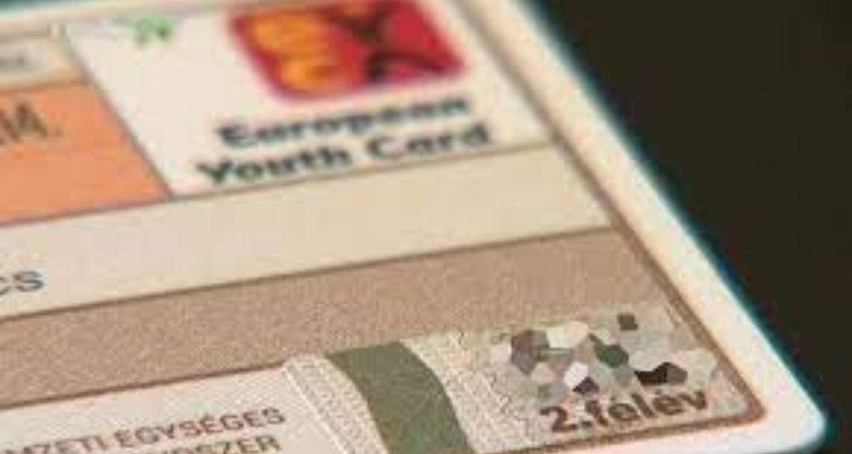 Fontos figyelmeztetést adott ki a MÁV a diákigazolványokkal kapcsolatban: ez most nagyon sok mindenkit érint