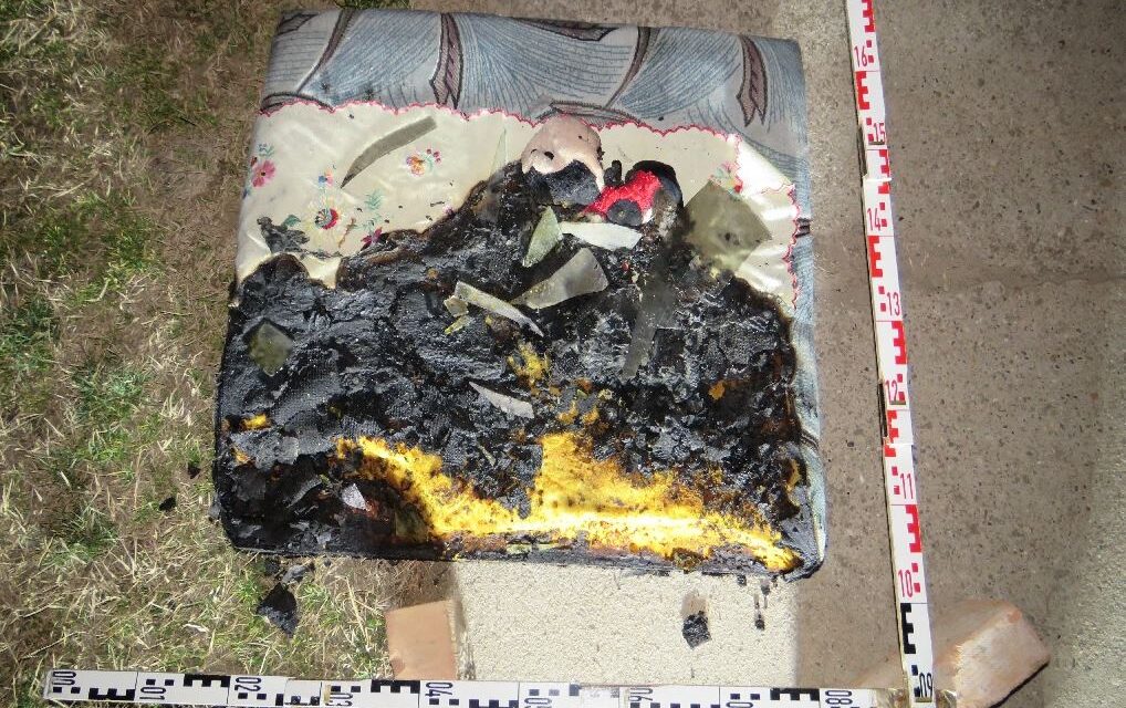 Molotov-koktélt dobott bosszúból anyósa és volt párja házára a csörögi férfi, mert szerinte miattuk került börtönbe