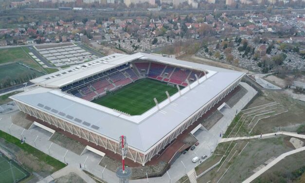 Senki ne akarjon januárban, fűtött pályán, villanyvilágítás mellett futballozni, amikor a lét a tét! Energiaválság: Székesfehérváron nem tabu a labdarúgás sem