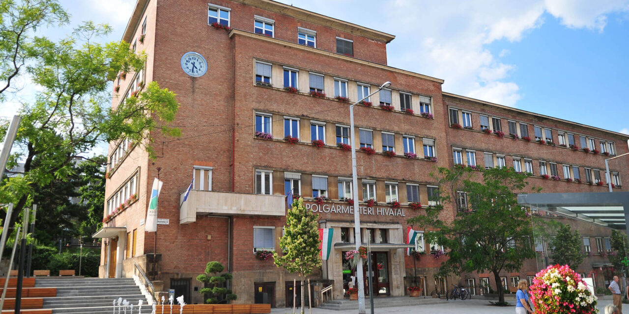 Kiakadtak a családok – a vagyonukról faggatják a bölcsődések szüleit a XII. kerületben