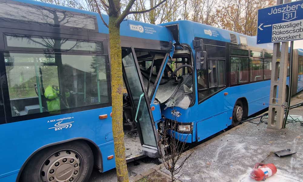 Újabb részletek a Helikopter úti frontális buszbalesetről – megszólat a vétlen sofőr: „Csoda, hogy élve szálltam ki”
