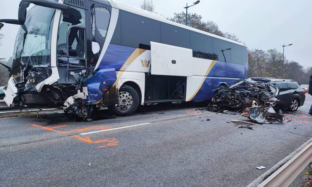 Ezért lehettek lőszerek abban a kocsiban, ami borzalmas balesetet szenvedett a Ferihegyi úton