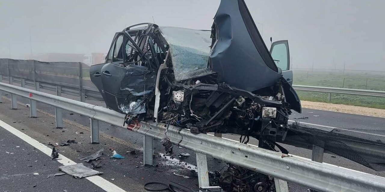 Forgalommal szemben hajtott fel az M4-es autópályára, csúnya karambol lett a vége