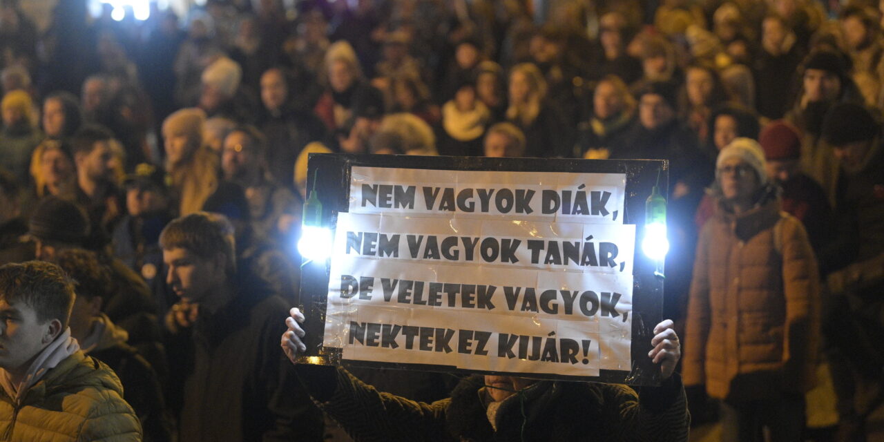 Vajon mire készül a Belügyminisztérium? Behivatták a tanártüntetések során legaktívabb fővárosi intézmények igazgatóit – A pozíciójuk foroghat kockán?