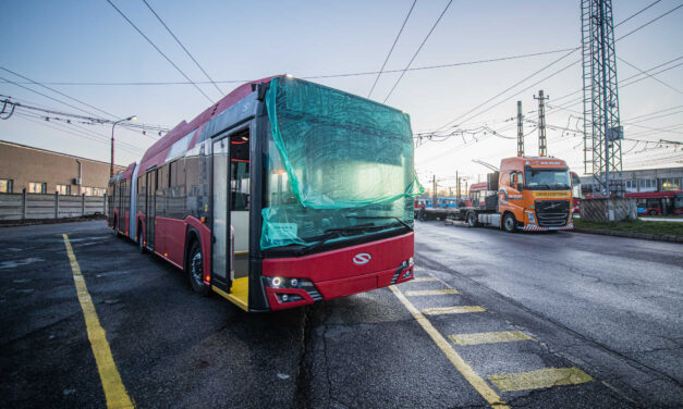 Örülhetnek a budapestiek: tíz teljesen új trolibusz érkezik a fővárosba januárban – Fotók