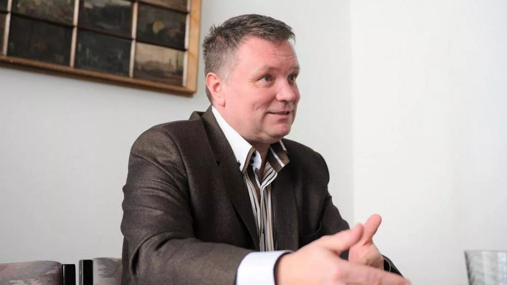 „Mi lesz velük szerető férj és édesapa nélkül?” – tragikus hirtelenséggel elhunyt a DK orszàggyűlési képviselője
