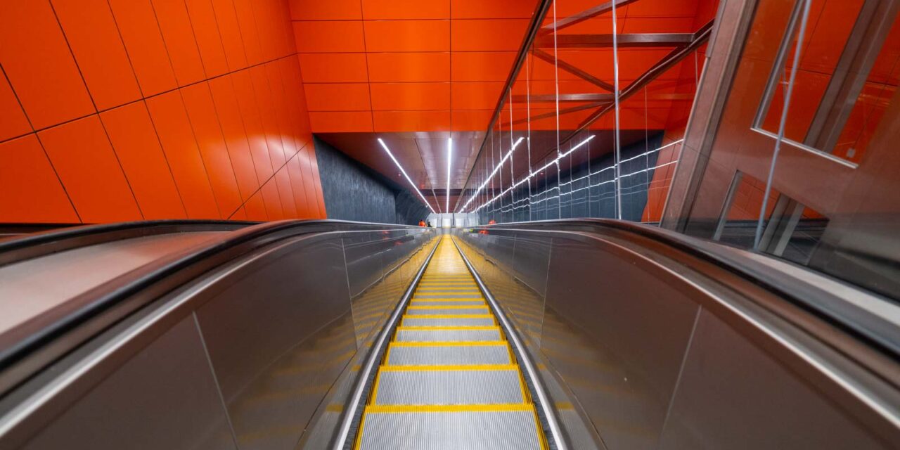 Csaknem 23 millió kilométert mentek az utasokkal a budapesti metrópótló-buszok, több mint 150 sofőr ült a volán mögé nap mint nap