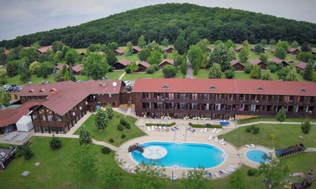 „A gazdasági nehézségek sajnos nem teszik lehetővé a szálloda további működését” – Bezárt a Budapest szélén lévő Petneházy Hotel