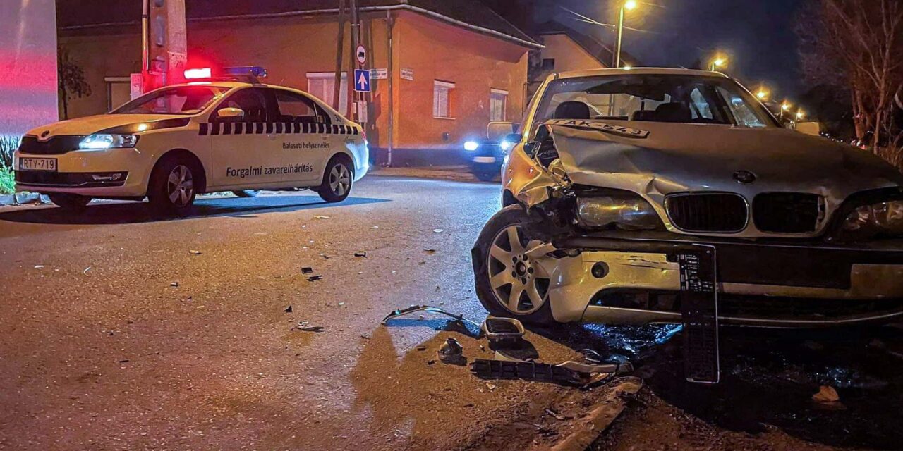 Nem adott elsőbbséget a BMW sofőrje a 231-es busznak, elkerülhetetlen volt az ütközés