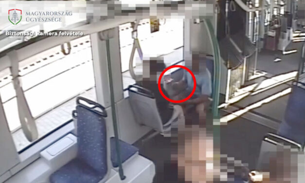 Fényes nappal kirabolt egy nőt a nagykörúti villamoson, hosszú évekig fegyházban marad