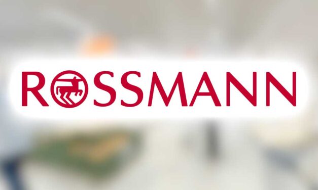 Kirúgta a Rossmann a csepeli boltjának üzletvezető-helyettesét, aki káromkodva rontott rá egy kisgyermekes anyukára, mert úgy vélte, nem jó helyen parkol a vásárló