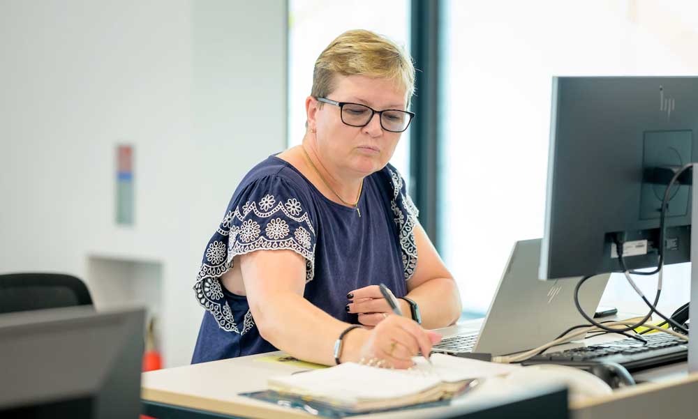 Előre szól a NAV, ezek a vállalkozások kerülnek az adóhatóság célkeresztjébe, könnyen kaphatsz te is ellenőrzést￼