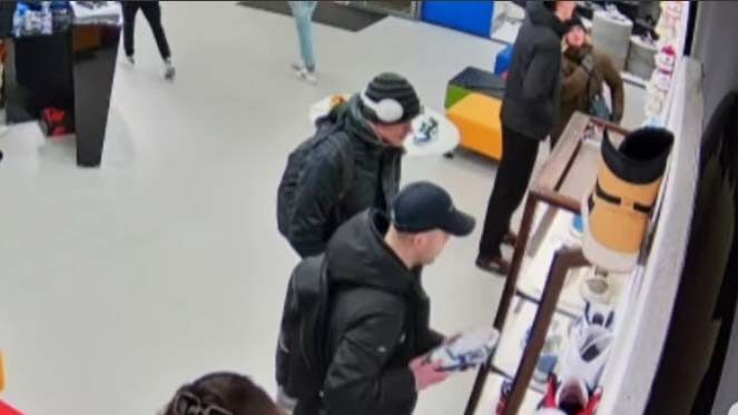 Börtönbüntetés várhat arra a külföldi férfira, aki több mint 3 milliót érő cipőt lopott egy budapesti üzletben