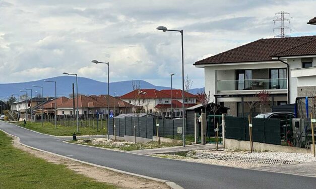 Beindulnak a lakóparkok, itt az 50 millió forintos olcsó hitel – Előrukkoltak a bankok a CSOK Plusz ajánlataikkal
