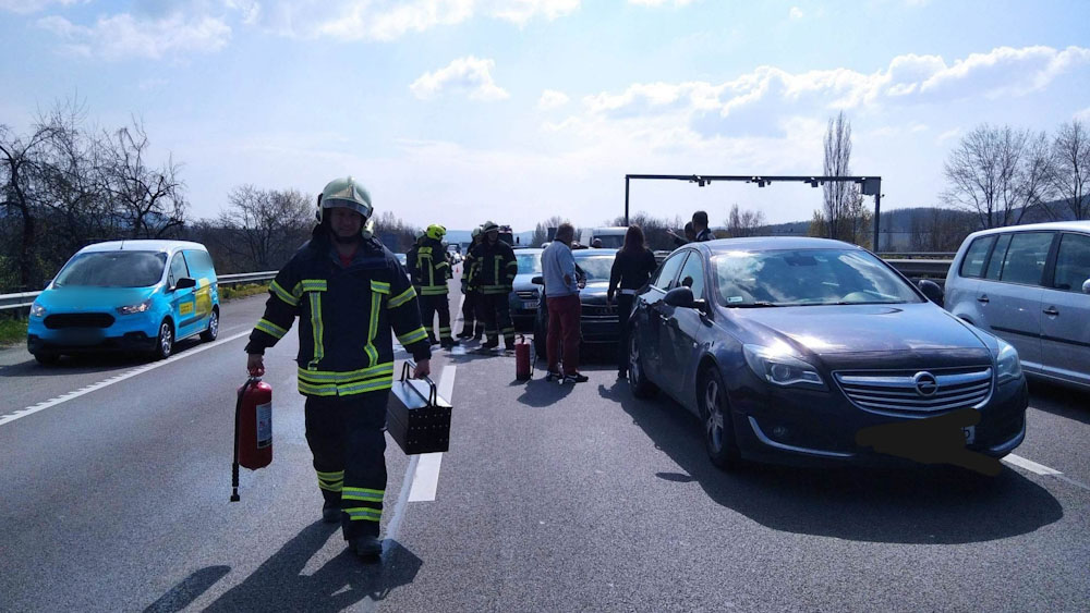 Brutális tömegkarambol az M1-es autópályán, hatalmas dugó alakult ki