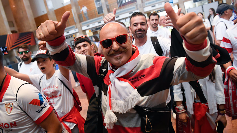 Már összecsaptak egymással a drukkerek, brutális verekedés tört ki Zuglóban az Európa-Liga-döntő előtt