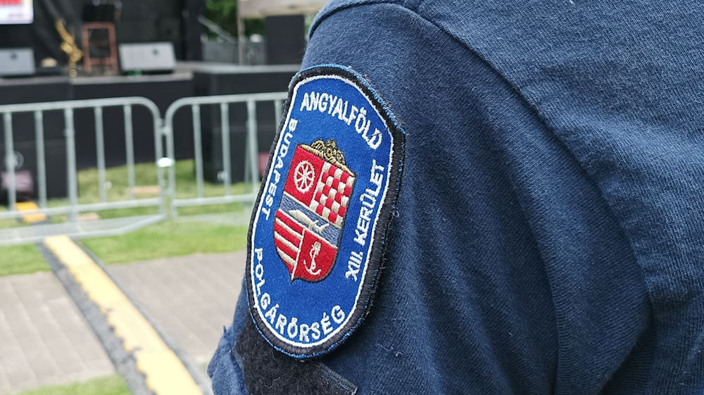 Polgárőrök segítettek egy férfinek, aki összeesett a fővárosban