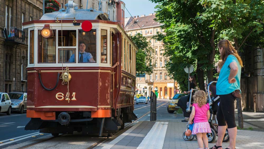 Indul a nosztalgiaszezon a főváros utcáin, már ezen a hétvégén különleges villamosokkal utazhatunk