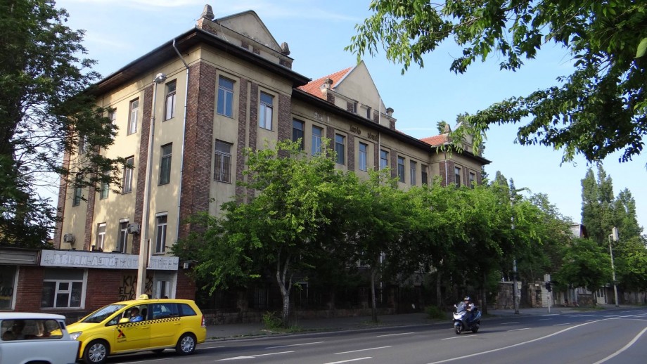 Elárverezik az újpesti Árpád Kórház épületét, a polgármester szerint ami megtetszik a hatalomnak, azt elveszi