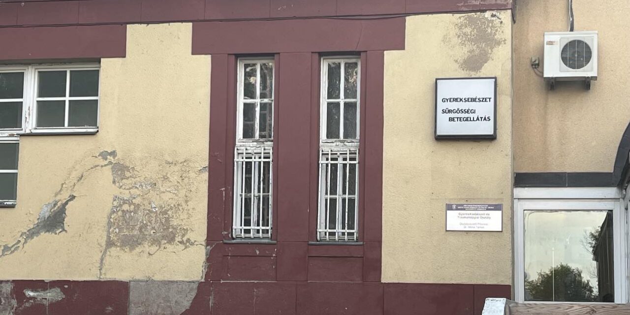A Facebookon magyarázkodik az egészségügyi államtitkár, hogy miért volt káosz a hétvégén a János kórházi gyermeksebészetén