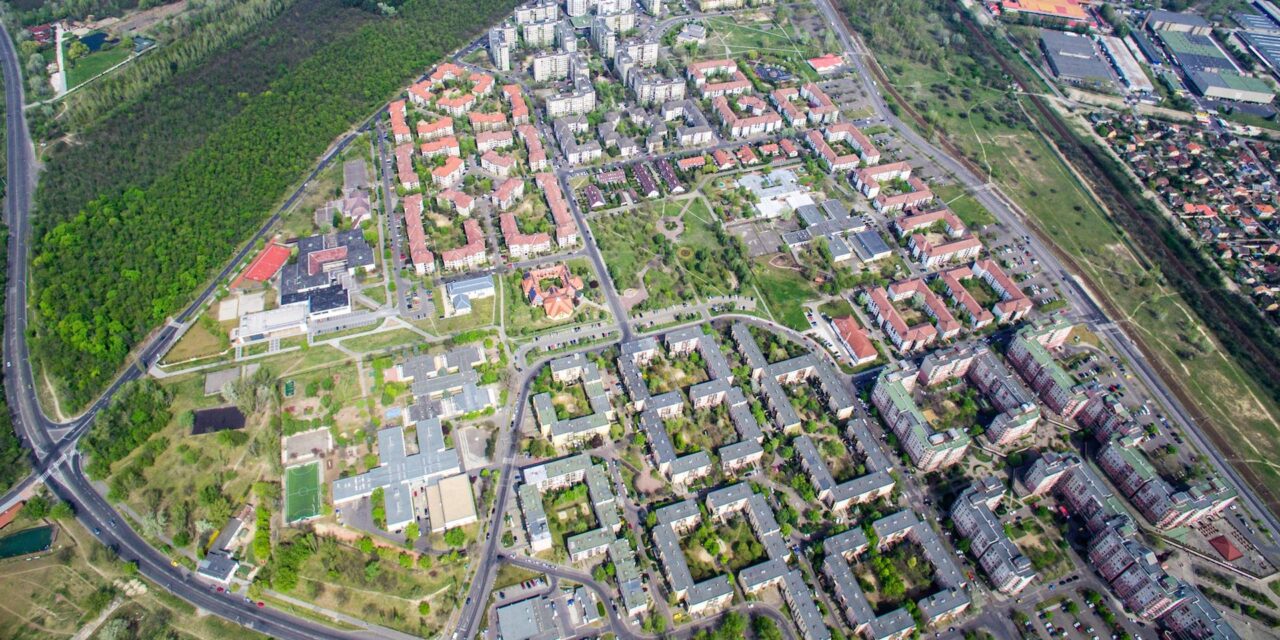 „Szennyvízzel van tele az erdő” – kiderült a káposztásmegyeri bűz oka, nagyobb a baj, mint gondolták