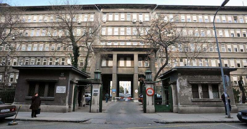 Azonosították az engedély nélkül tárolt holttesteket a Péterfyben: az egyik még 2006-ban hunyt el, több halottat pedig el sem temettek a hozzátartozói