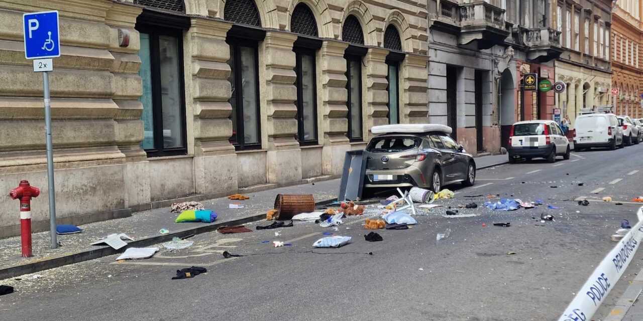 Családi perpatvar a Dob utcában – minden repült, ami mozdítható