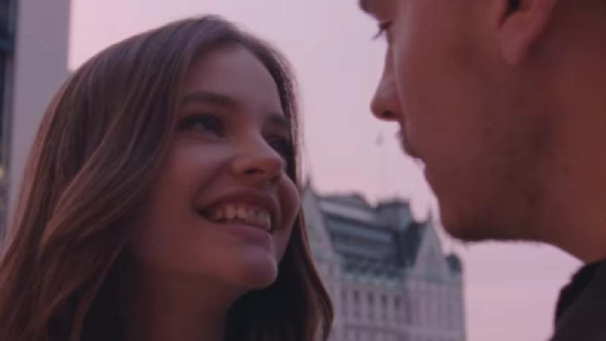 Férjhez ment Palvin Barbara, egy Budapest környéki településen mondta ki a boldogító igent