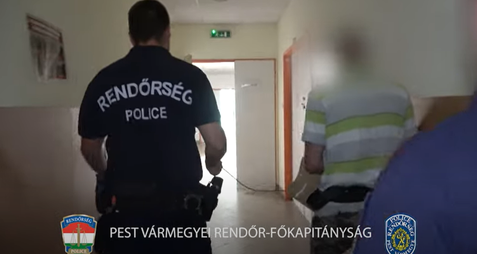 Elrabolta, fenyegette és meggyalázta feleségét egy férfi Pest megyében: a nő hiába ordibált segítségért