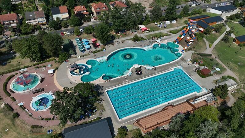 Kedden újra kinyit a Csepeli strandfürdő!
