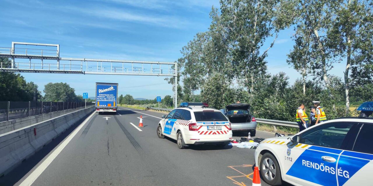 Videón az M2-esen száguldozó ámokfutó: döbbenetes részletek derültek ki az üldözésről, a Mercedes sofőrje teljesen megvadult