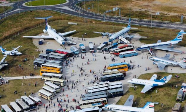 Ennyi Ikarust még nem láttál egy helyen: ritkaságok lepik el a budapesti Aeroparkot