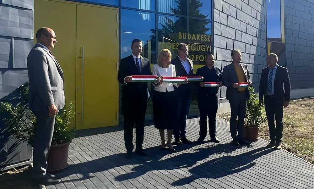 „Büszke vagyok a budakeszi orvosokra” – új egészségügyi központot avattak a Zsámbéki-medencében, közel felére csökkennek a térségben a várólisták
