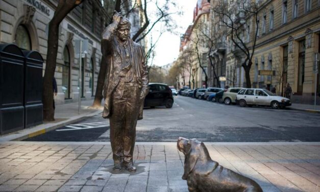 Valódi ritkaság: az interneten árulják a Columbo-szobor öntőformáját