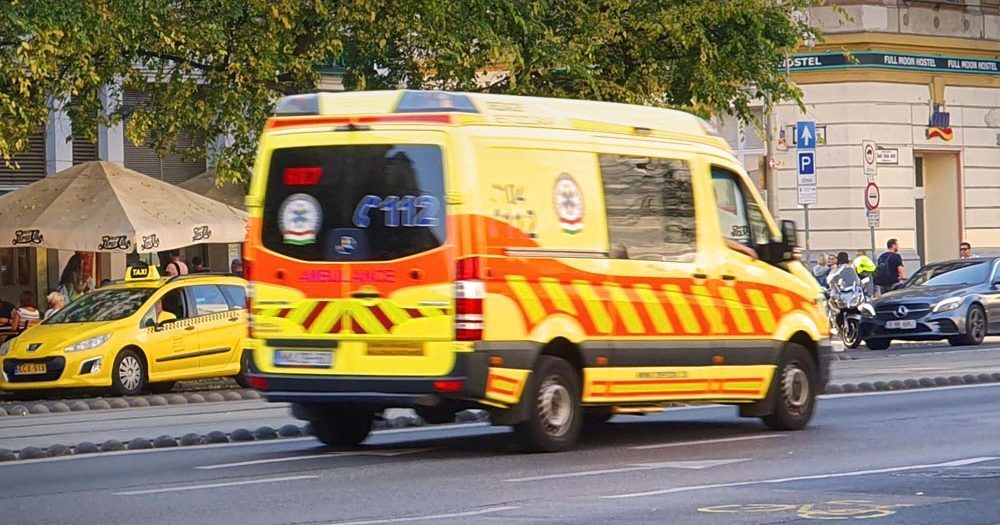 Drámai fordulat! Várandós kismamához riasztották a mentőket, de végül a férjét vitték kórházba