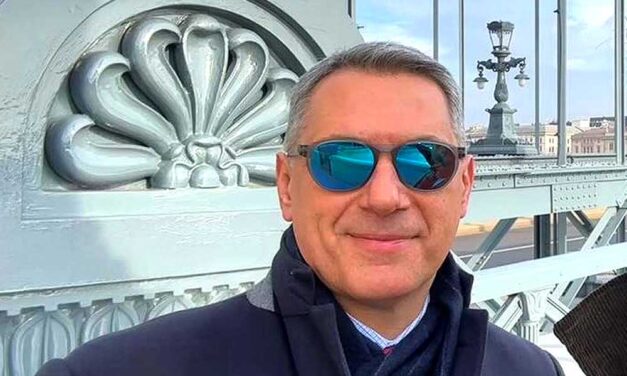Lázár János átgyalogolt a felújított Lánchídon és olyat mondott, amitől felrobbant a Facebook
