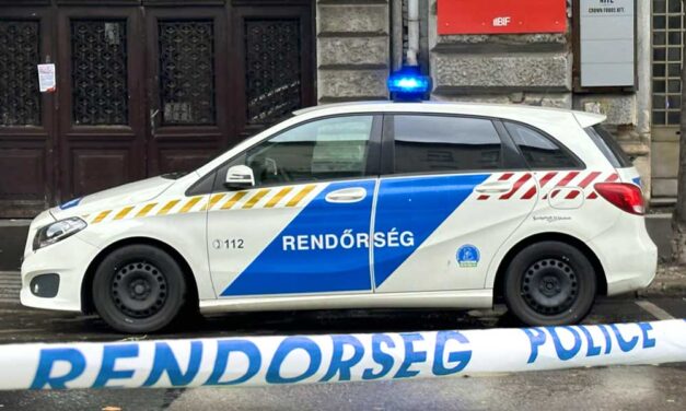 Botrány a bíróságon, Portik Tamás fia forró kávéval öntötte arcon az apja ügyét tárgyaló bírót