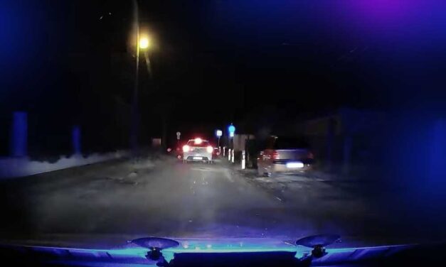 Autósüldözés a 18. kerületben: Gázra taposott a sofőr, amikor a rendőrök leintették – AKCIÓVIDEÓ